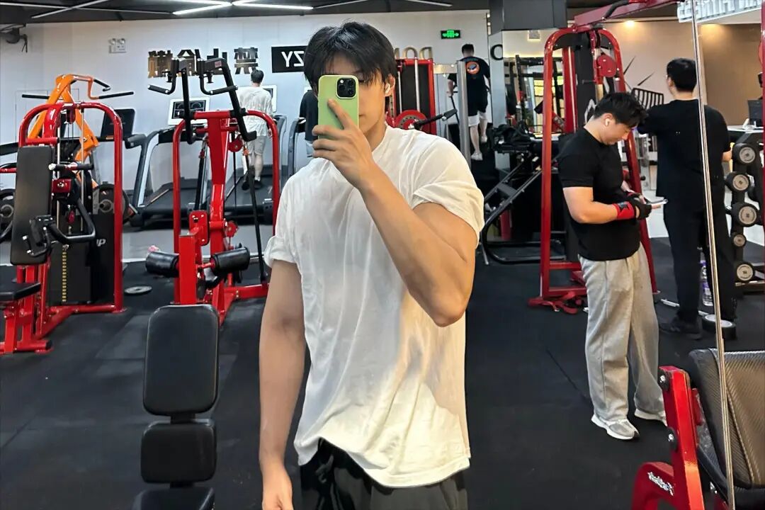 短剧赛道四大“顶流”：演技不输当红小生，一个更比一个帅！