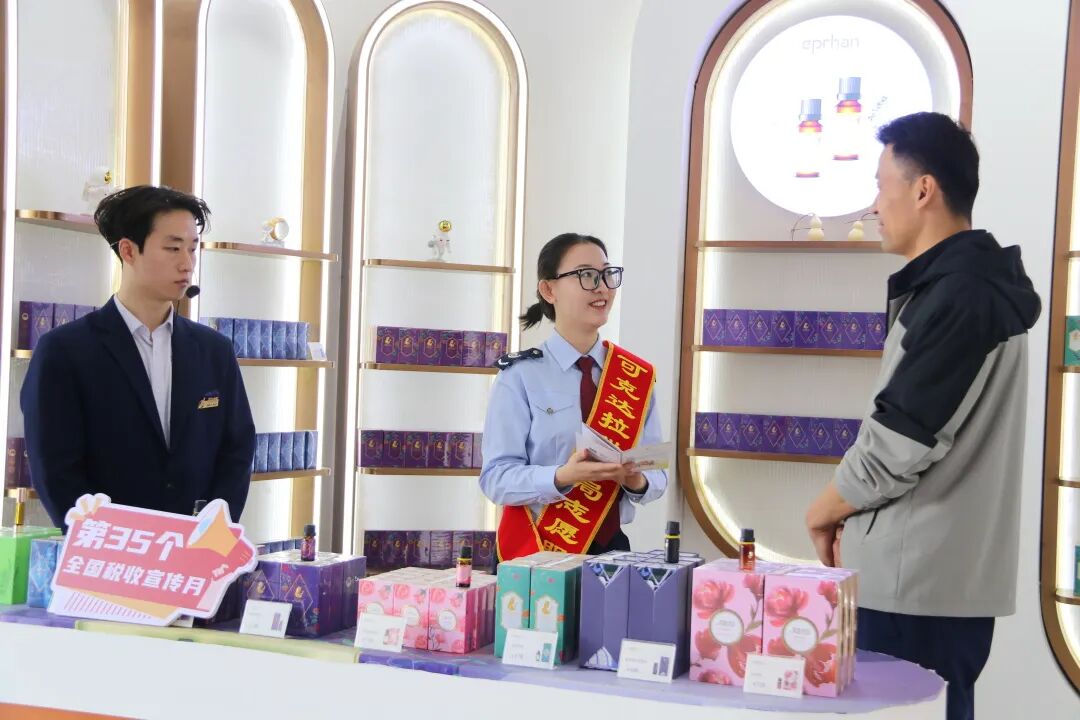 善用法治思维推进税收法治__法治在税收工作中的作用