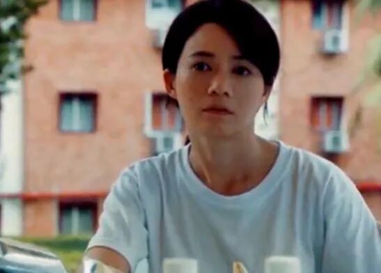 梦到女人流鼻血是什么预兆_中年流鼻血梦见女人怀孕_中年女人梦见自己流鼻血