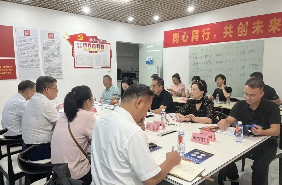 集体照11.jpg