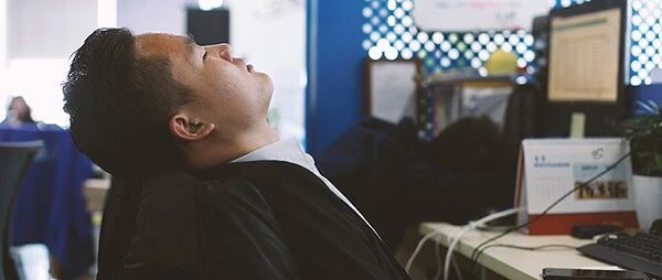 工资没过万的会计人，你需要认真看看中级会计师！