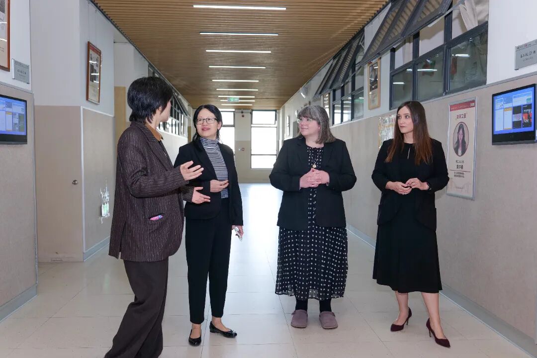 英国布洛赫特学校代表到访省实白云校区