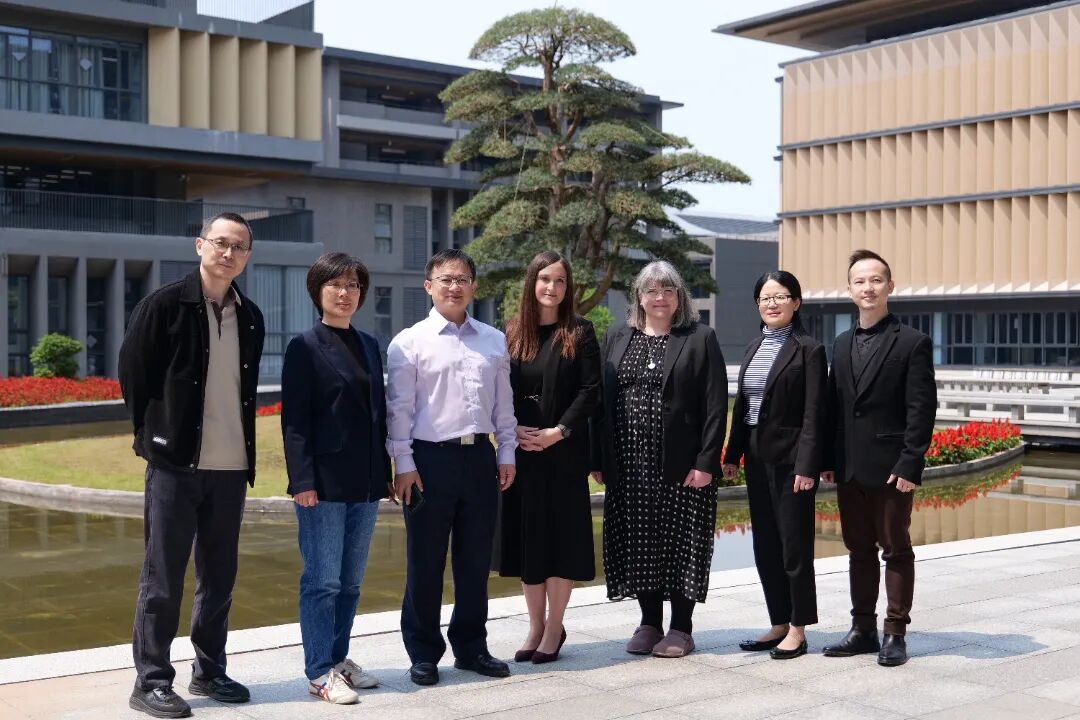 省实中英国际课程合作方英国布洛赫特学校的校长代表团莅临广东实验中学白云校区