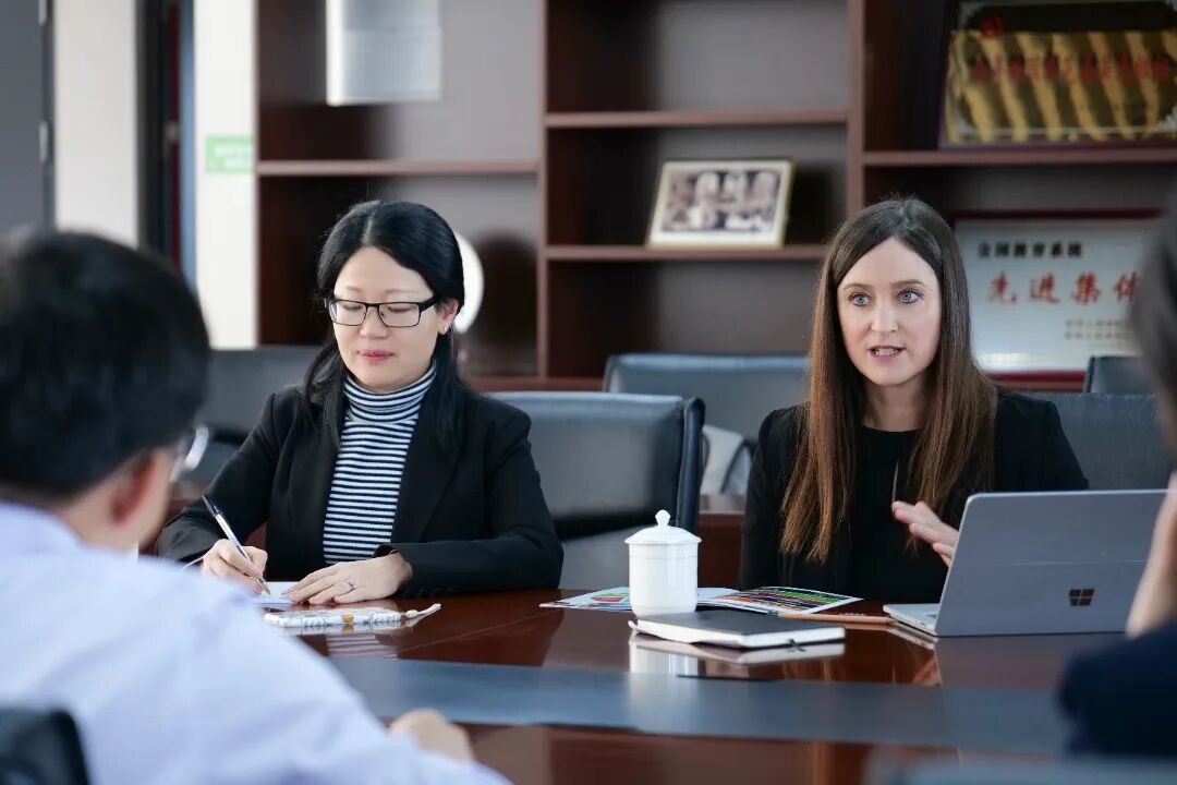 英国布洛赫特学校代表到访省实白云校区