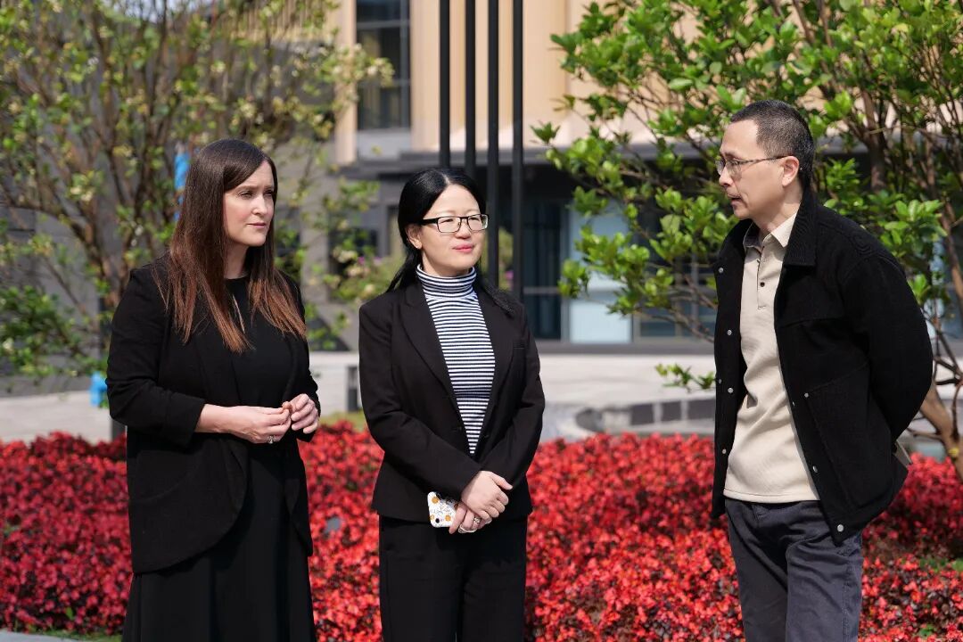 英国布洛赫特学校代表到访省实白云校区