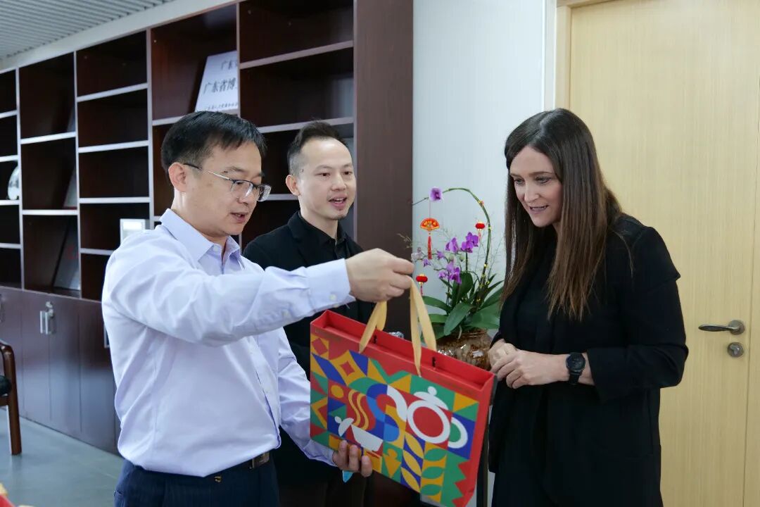 英国布洛赫特学校代表到访省实白云校区