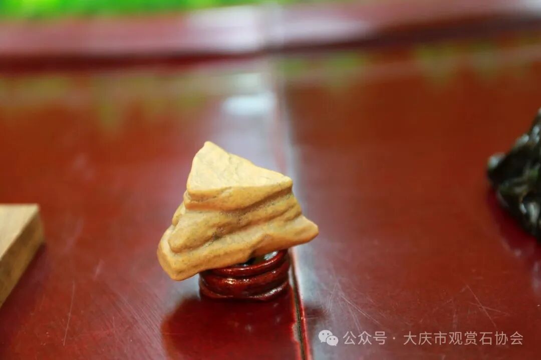 请输入内容主题