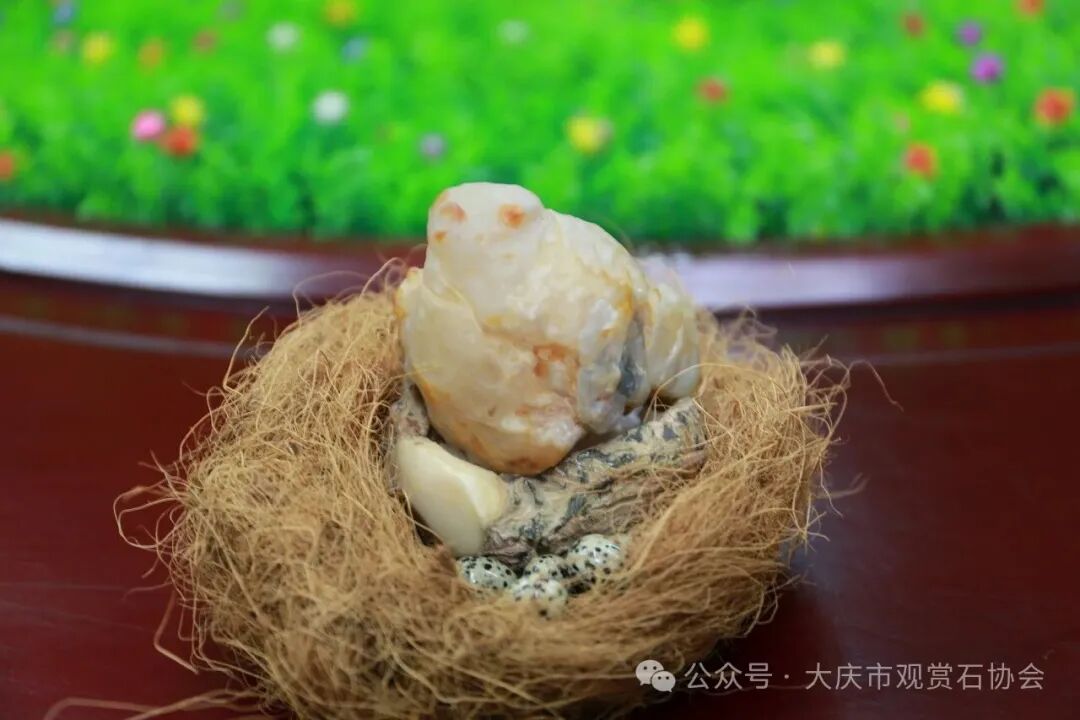 请输入内容主题