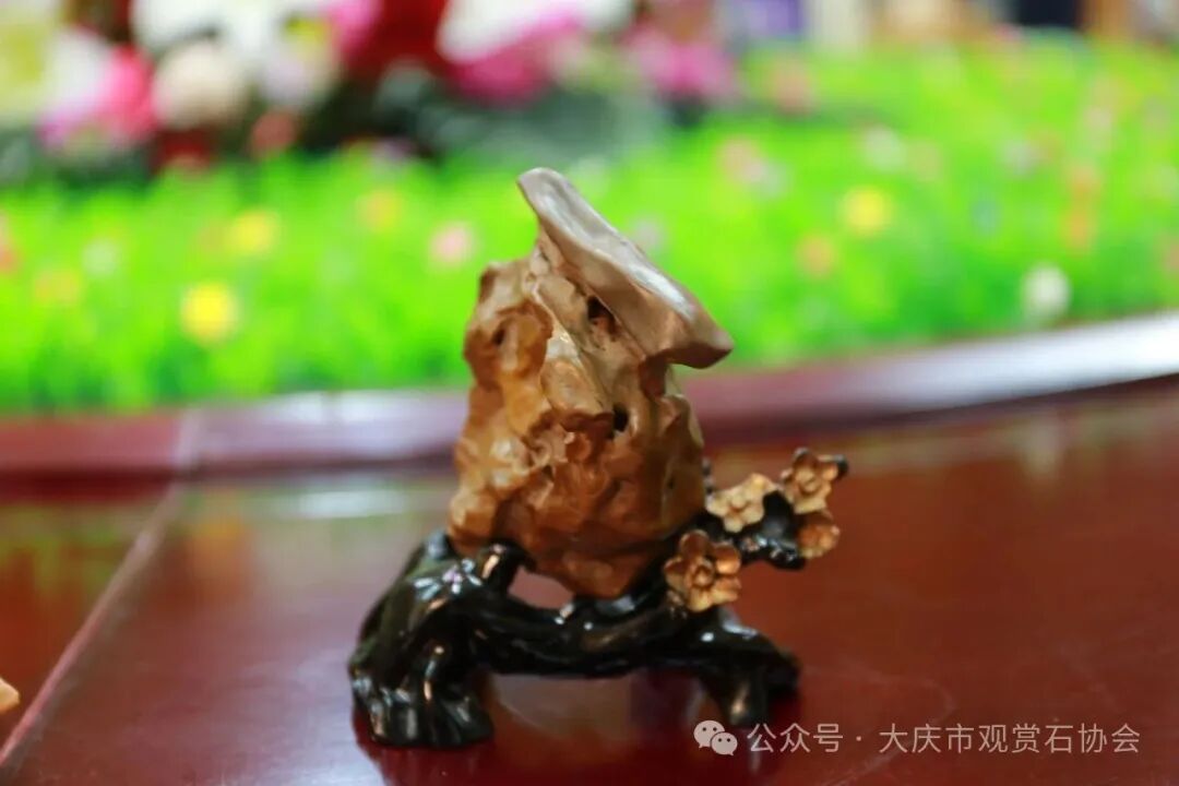 请输入内容主题