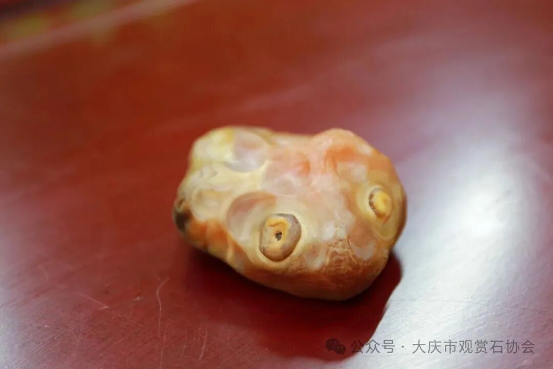 请输入内容主题