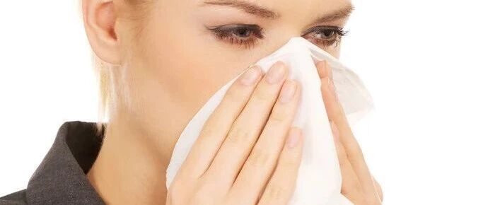 为什么有人一吹空调就感冒流鼻涕？