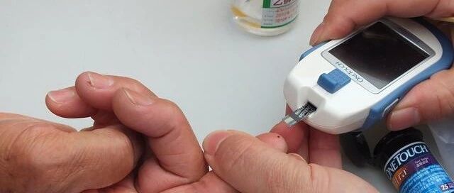 测血糖，是餐前的准还是餐后的准？