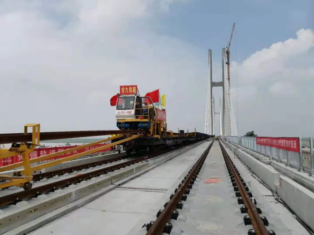 打通江西南下北上的关键通道两条高铁开通倒计时