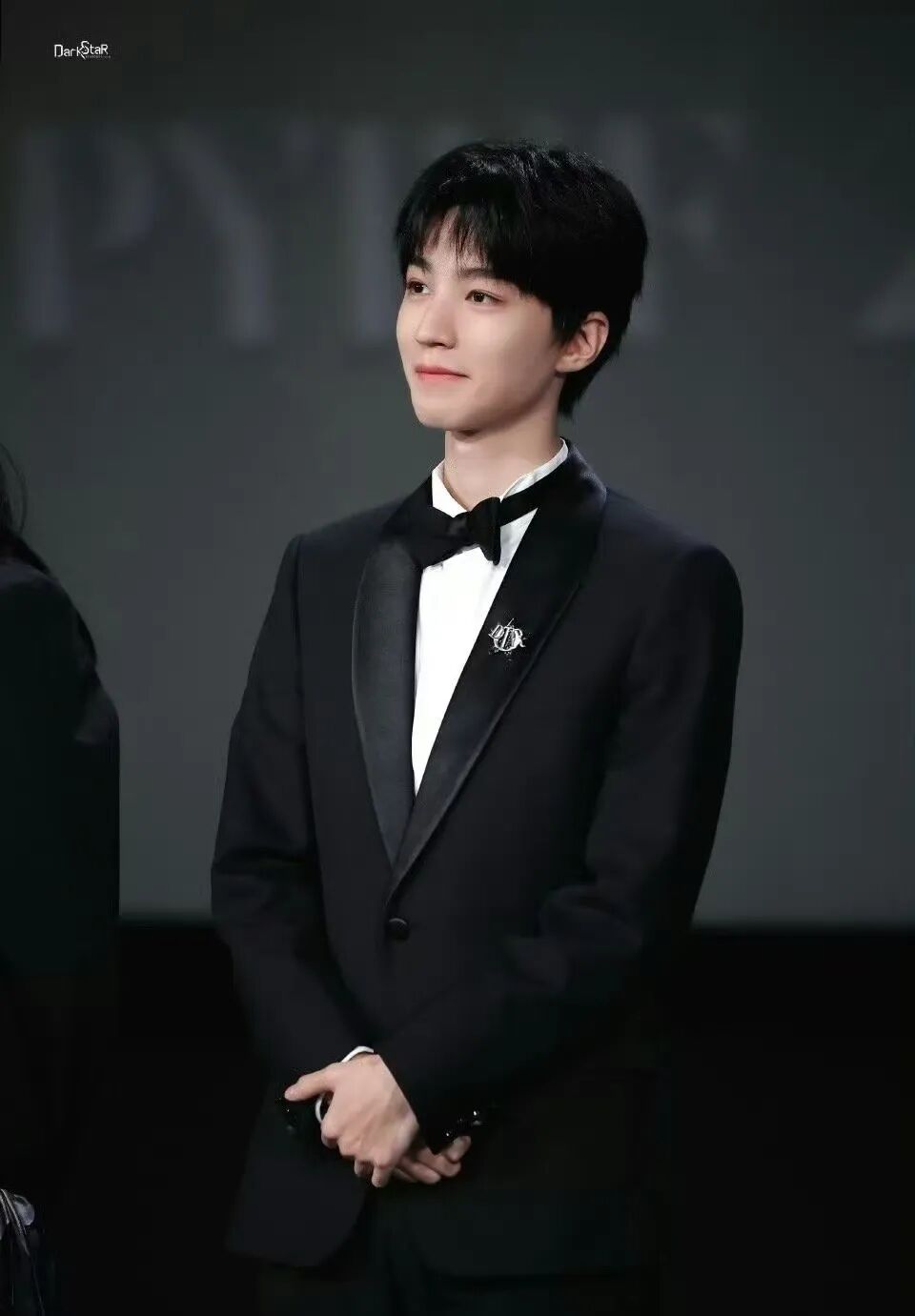 王俊凯顺毛,王俊凯活动回顾：从“晋江男主”到平遥评委，26岁的逆龄与进阶