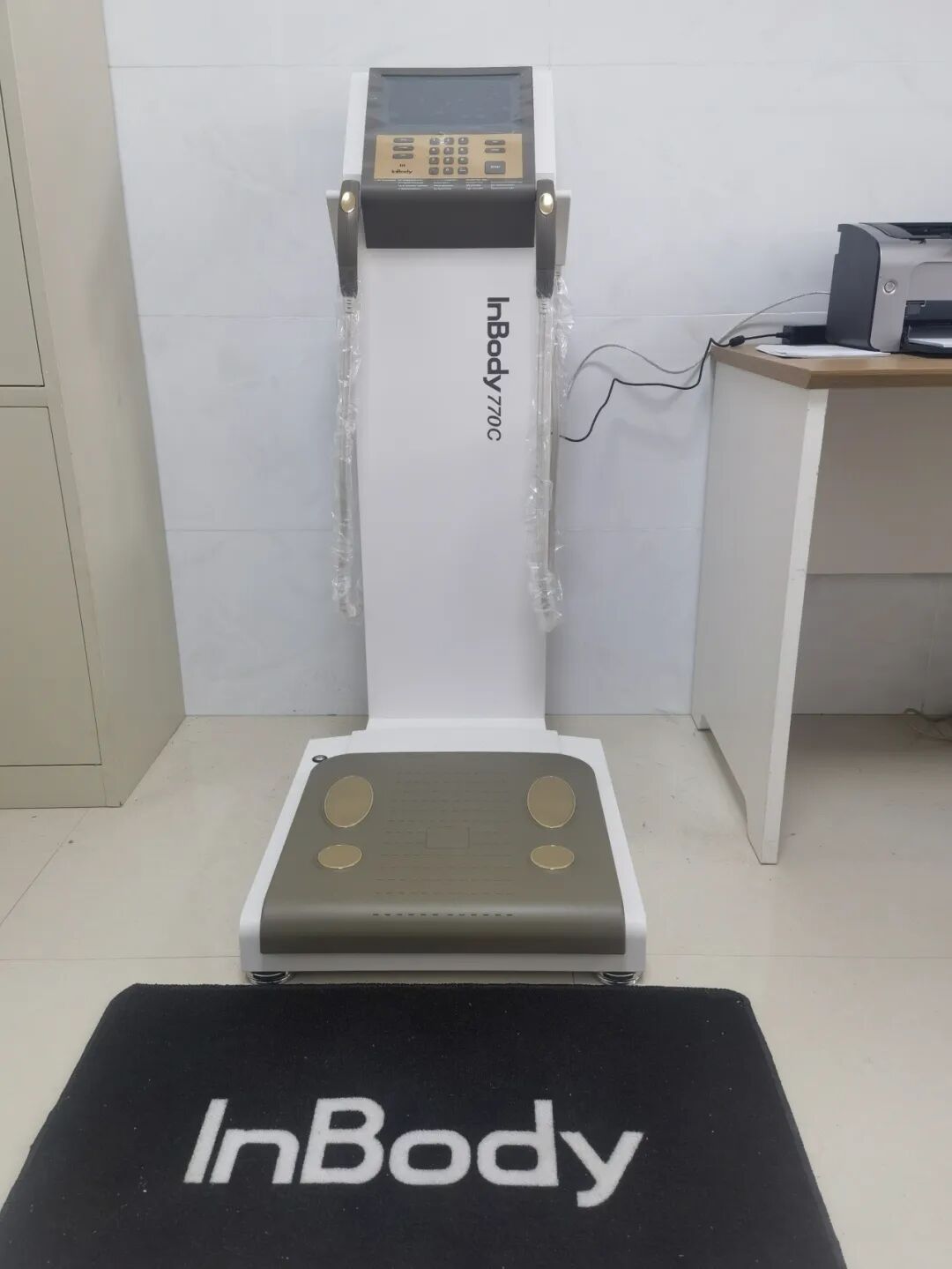 inbody仪怎么调干体重测量so easy——广水市二医院血液透析室引进最新韩国InBody立式人体成分分析仪_https://www.jmylbn.com_新闻资讯_第4张