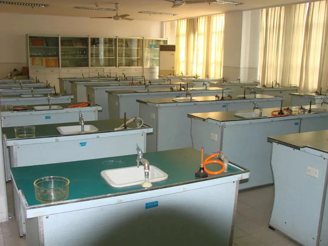 八大金刚之上海市格致中学介绍物理竞赛超牛