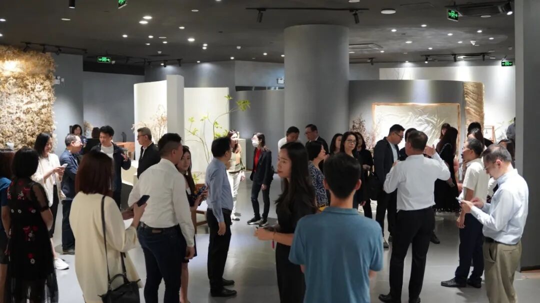 香港珠宝制造业厂商会莅临番禺珠宝服装服饰产业园,共话新机遇