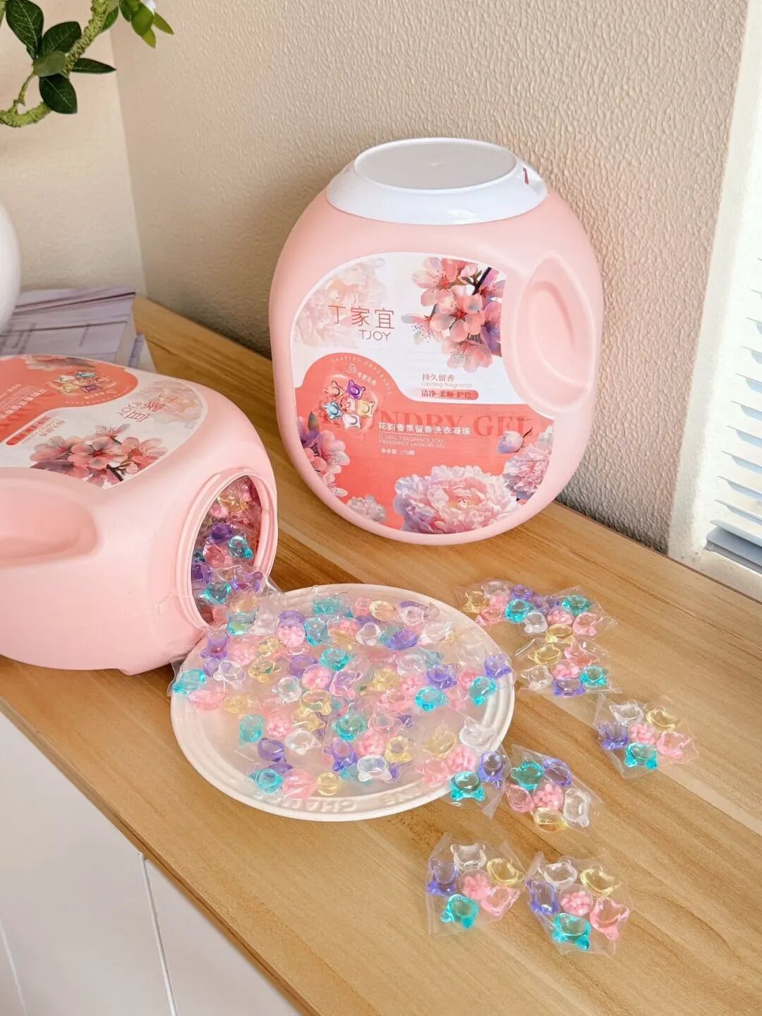 六腔是什么「丁家宜花韵香氛六腔洗衣凝珠」8倍洁净力，留香护衣，抑菌除螨_https://www.jmylbn.com_新闻资讯_第62张