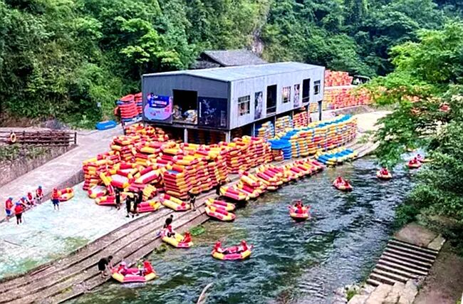 镇远高过河:峡谷漂流 解锁清凉夏日