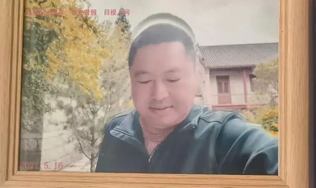 书法的魅力：阎伟老师的磅书情怀与艺术探索