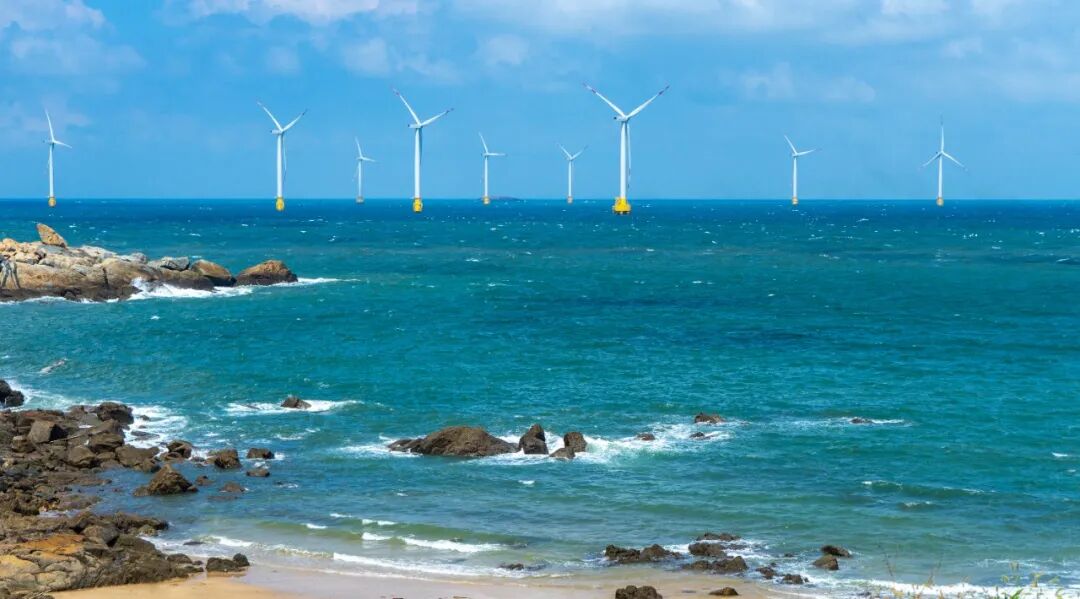 邹燕玲 水上风电83.jpg