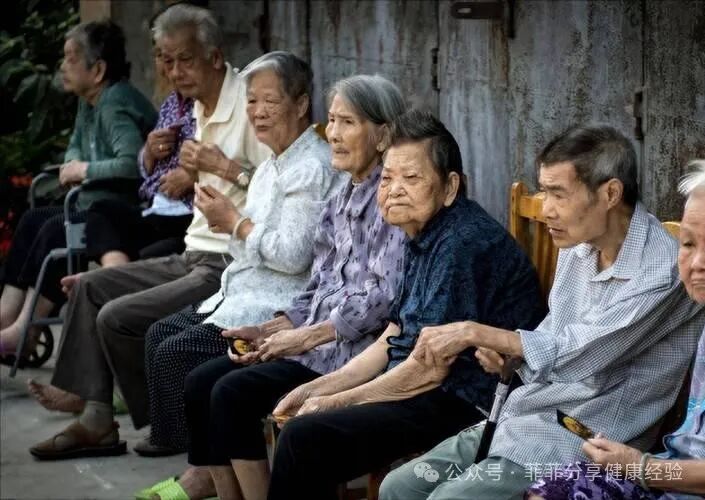 医用海藻棒怎么取不起眼的“补钙高手”，建议中老年人每周吃3次，骨骼强健身体棒_https://www.jmylbn.com_新闻资讯_第5张