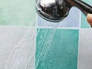 地暖鋪木地板是不是要選擇實木的_地暖鋪什么地板最好_地暖要鋪什么地板