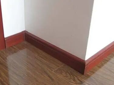 地暖鋪木地板是不是要選擇實木的_地暖鋪什么地板最好_地暖要鋪什么地板