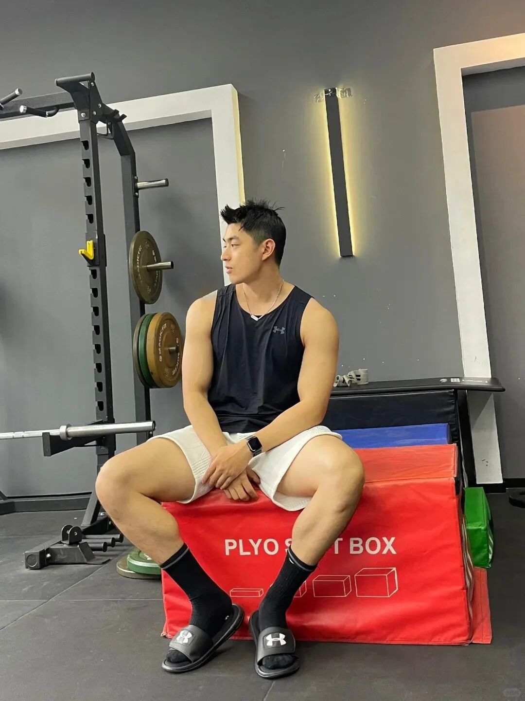 “撕漫男”降临现实！刘聪Russell健身大片，撩翻全网的荷尔蒙狂潮