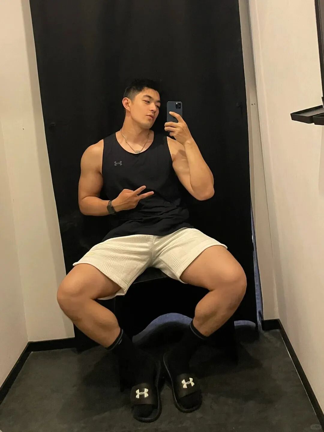 “撕漫男”降临现实！刘聪Russell健身大片，撩翻全网的荷尔蒙狂潮