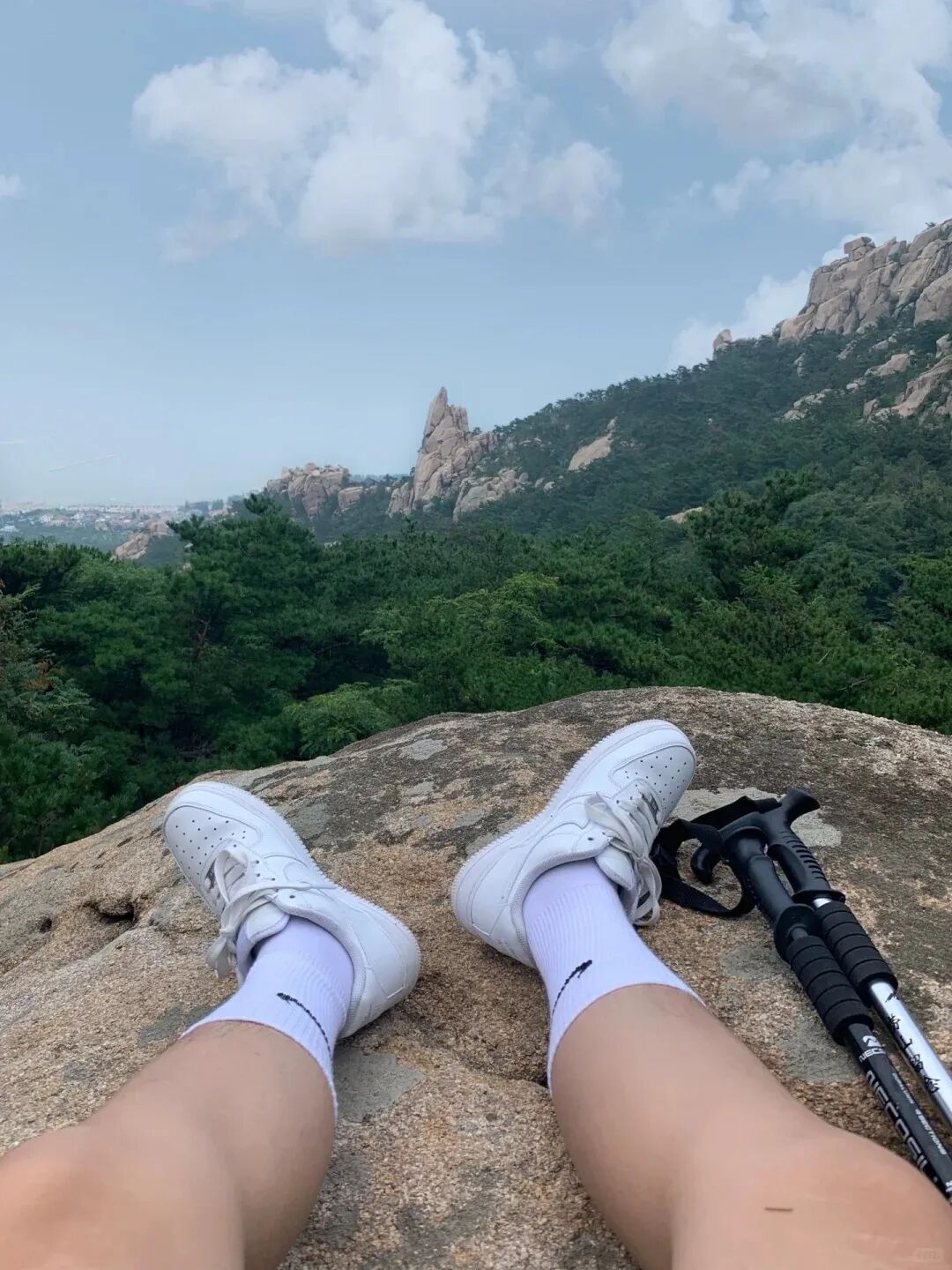 清迈游玩遇上帅气小哥，脂包肌身材与阳光笑容让人沦陷!