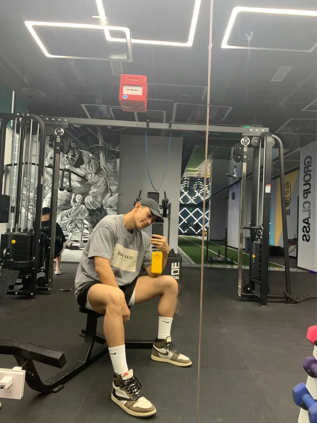 “撕漫男”降临现实！刘聪Russell健身大片，撩翻全网的荷尔蒙狂潮