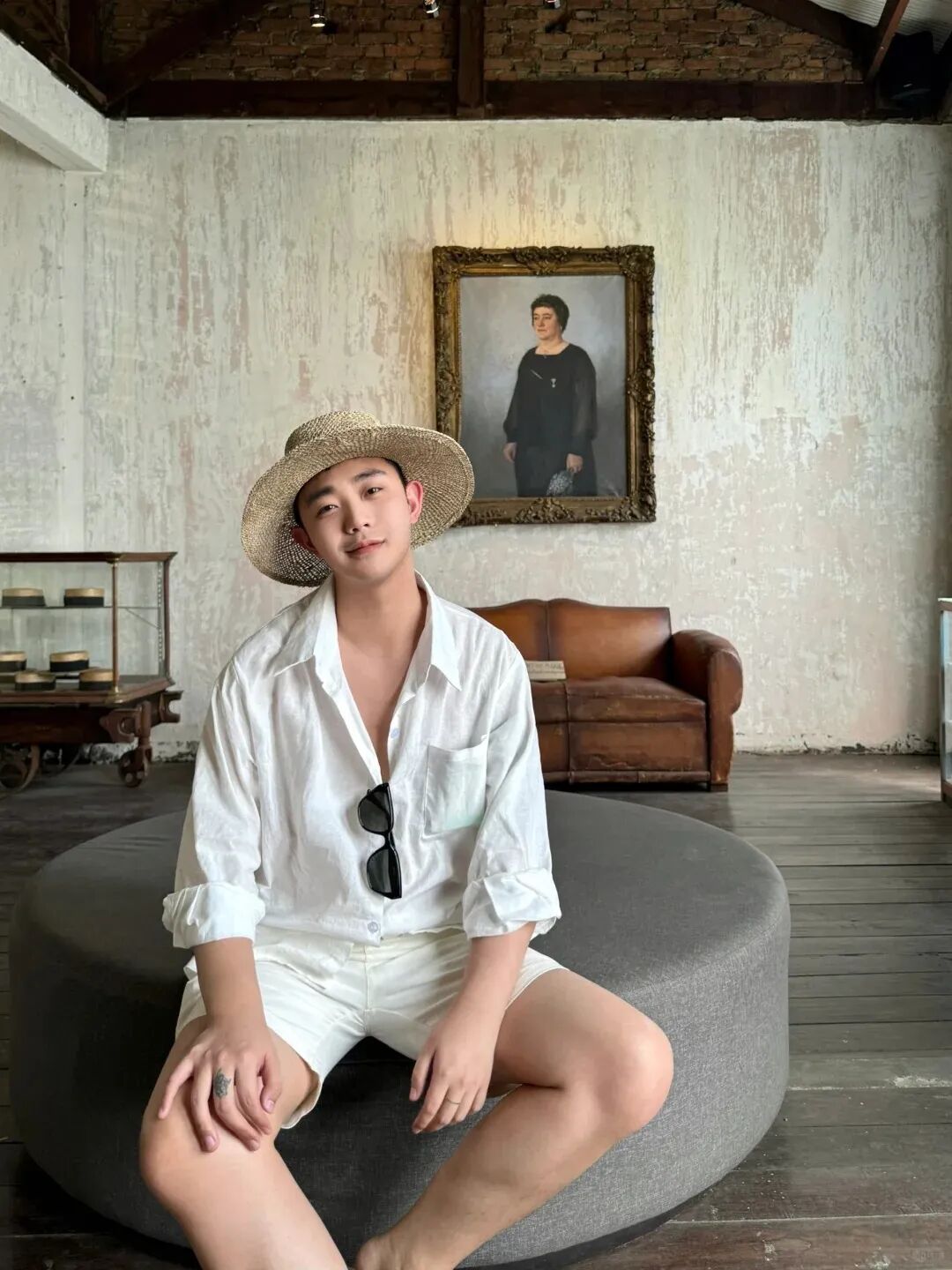 清迈游玩遇上帅气小哥，脂包肌身材与阳光笑容让人沦陷!