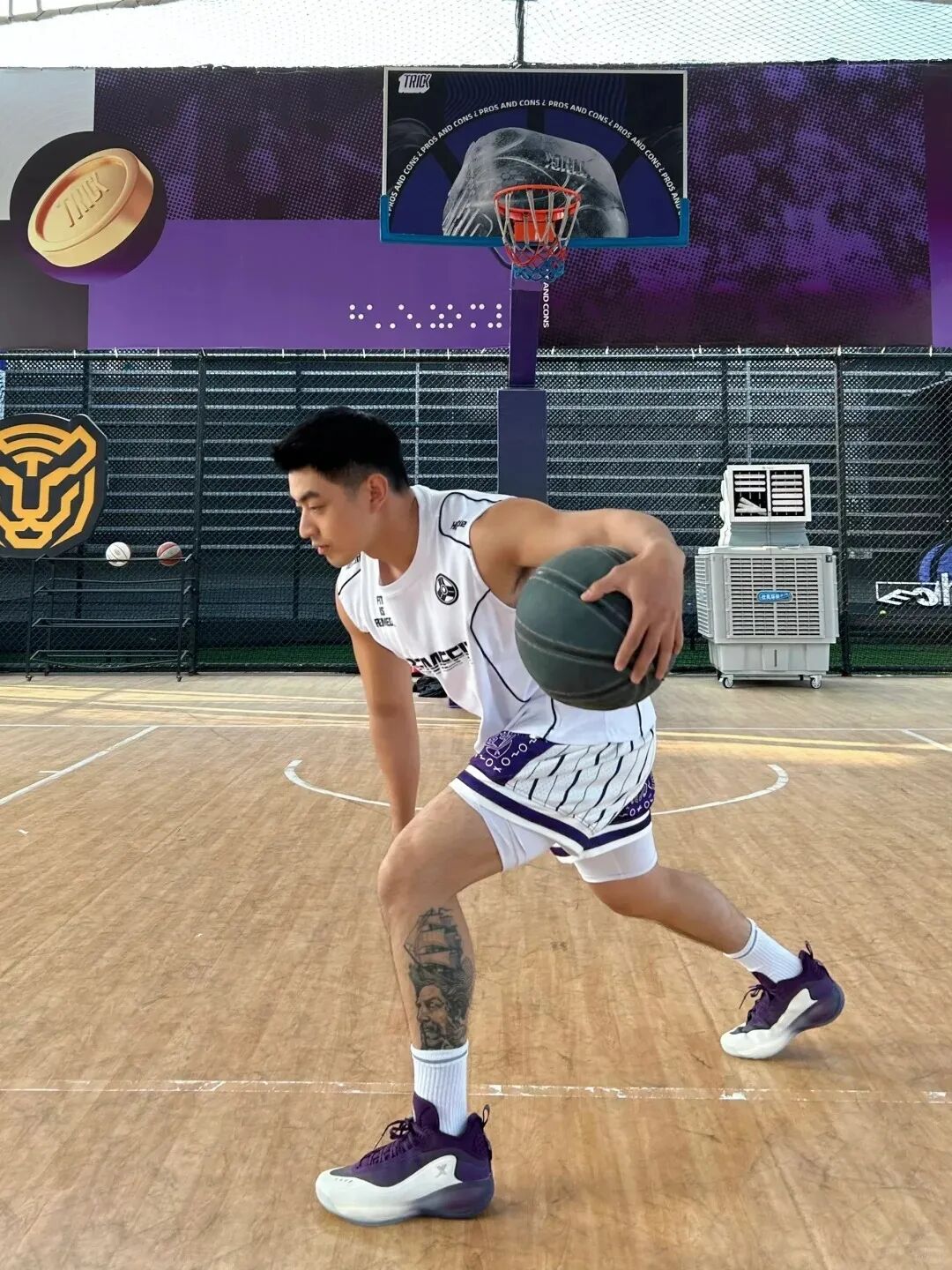 “撕漫男”降临现实！刘聪Russell健身大片，撩翻全网的荷尔蒙狂潮