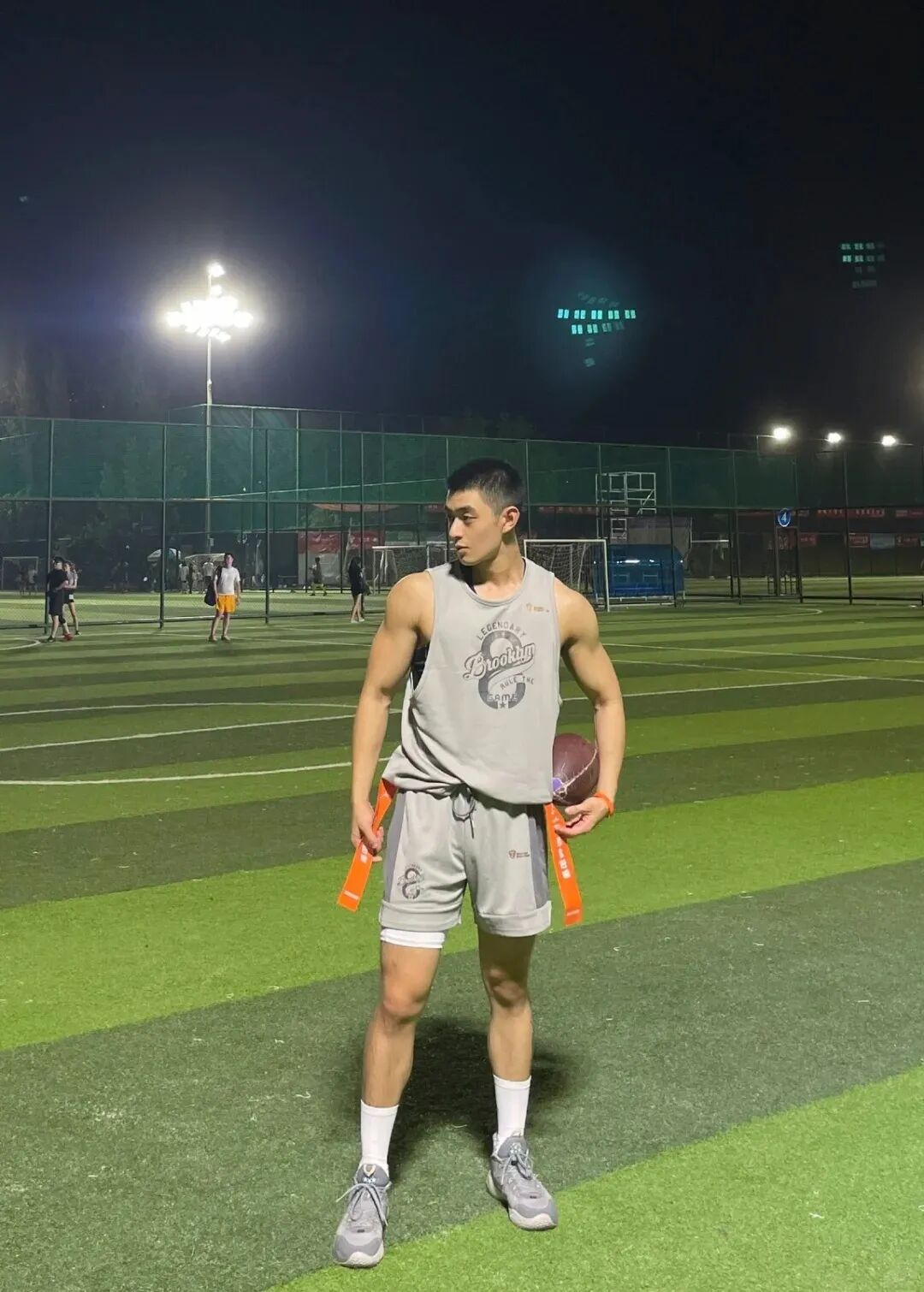 “撕漫男”降临现实！刘聪Russell健身大片，撩翻全网的荷尔蒙狂潮