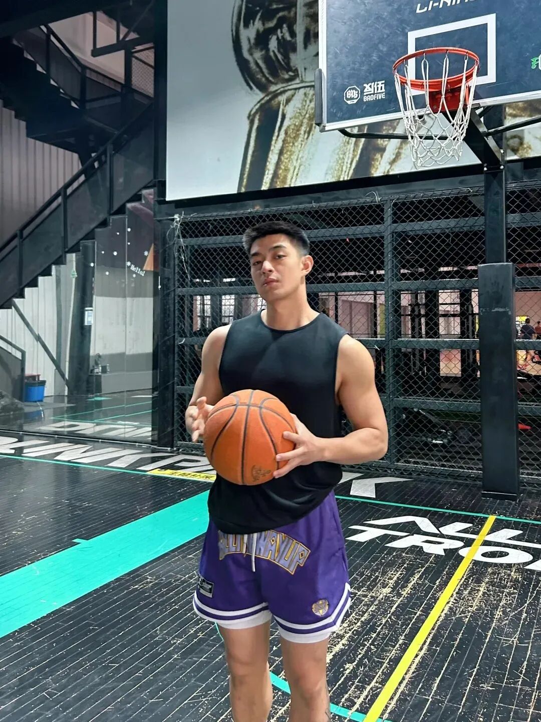 “撕漫男”降临现实！刘聪Russell健身大片，撩翻全网的荷尔蒙狂潮