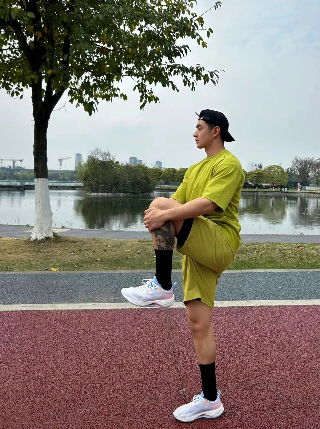 “撕漫男”降临现实！刘聪Russell健身大片，撩翻全网的荷尔蒙狂潮