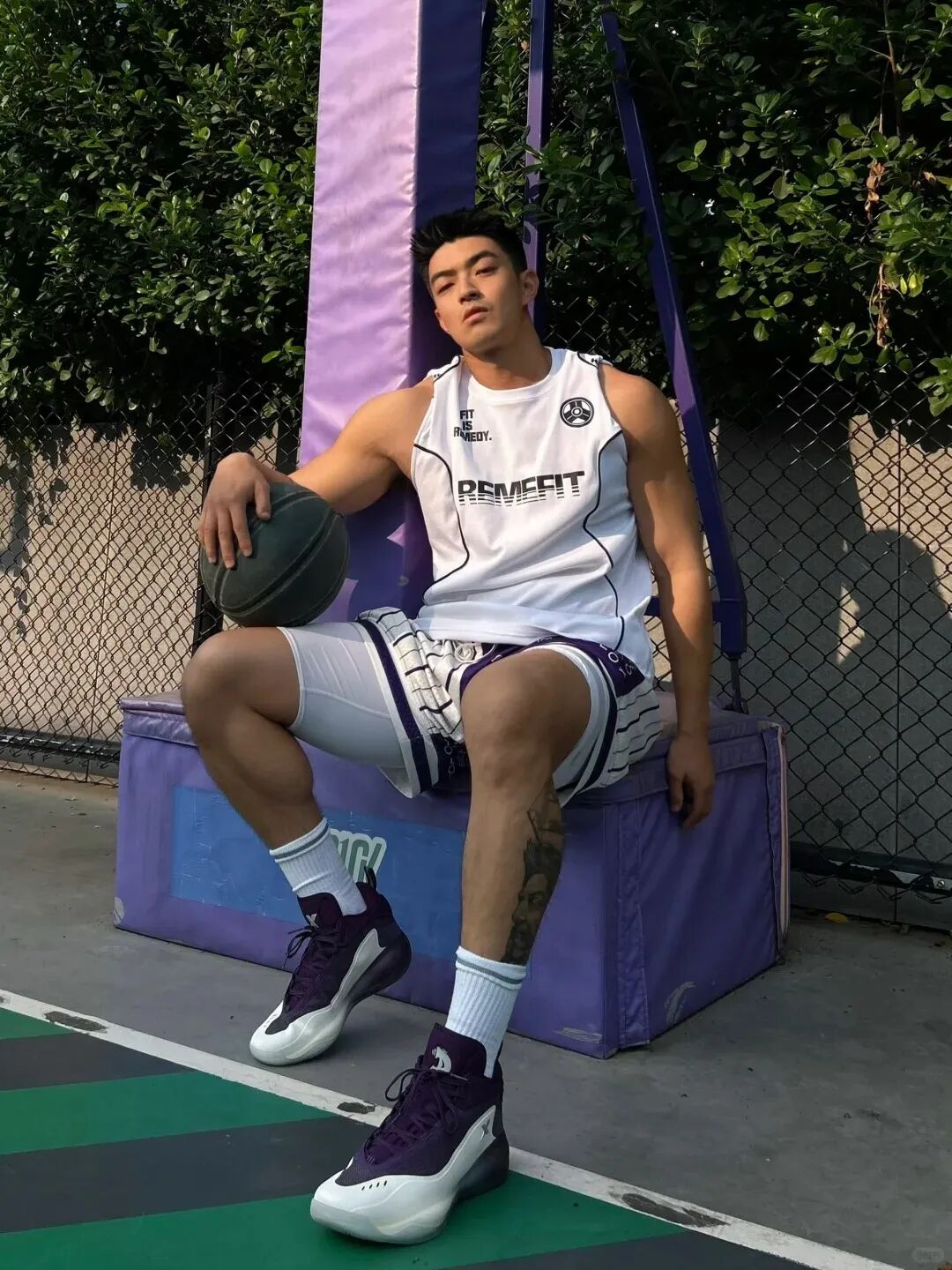 “撕漫男”降临现实！刘聪Russell健身大片，撩翻全网的荷尔蒙狂潮