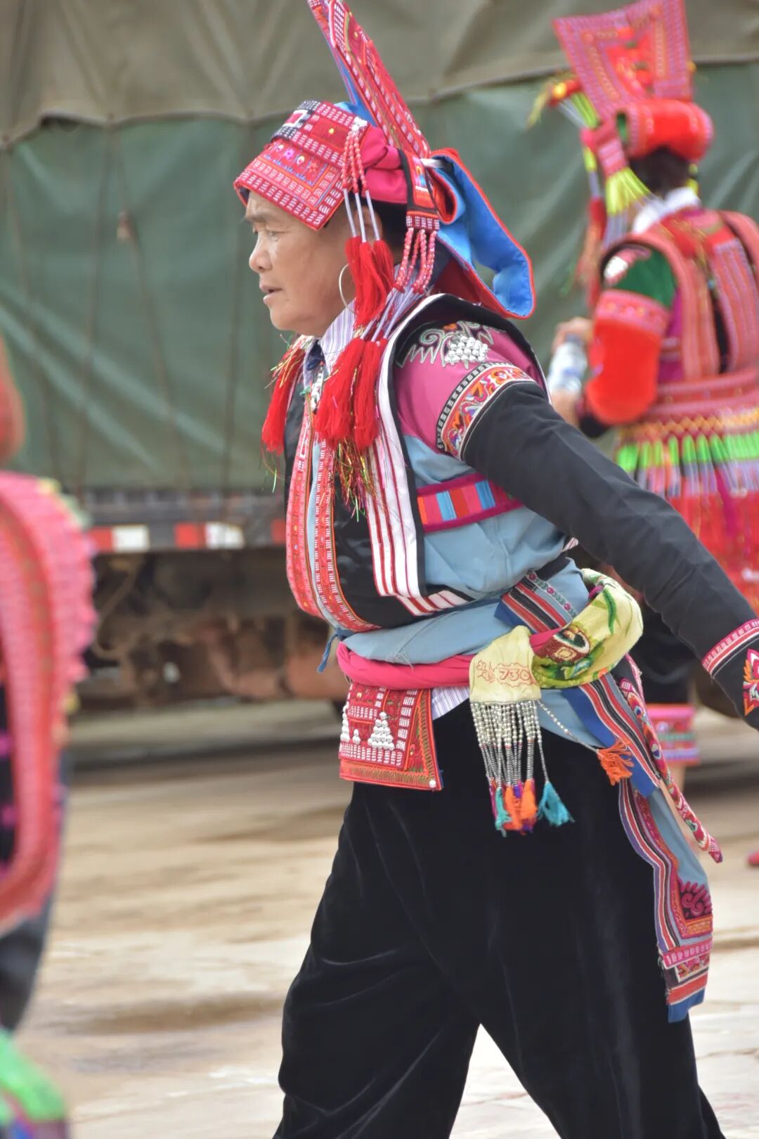 七月火把节 花腰彝狂欢进行时_石屏县融媒体中心