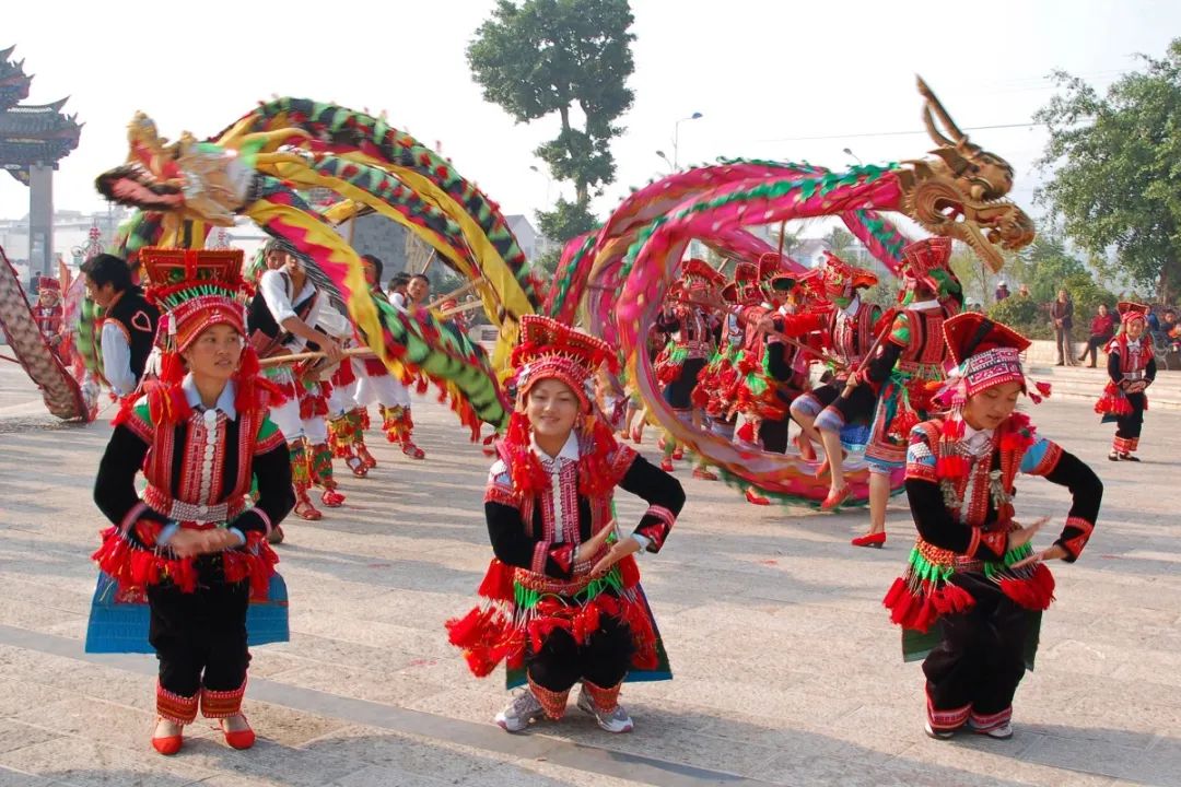 石屏花腰放歌图片