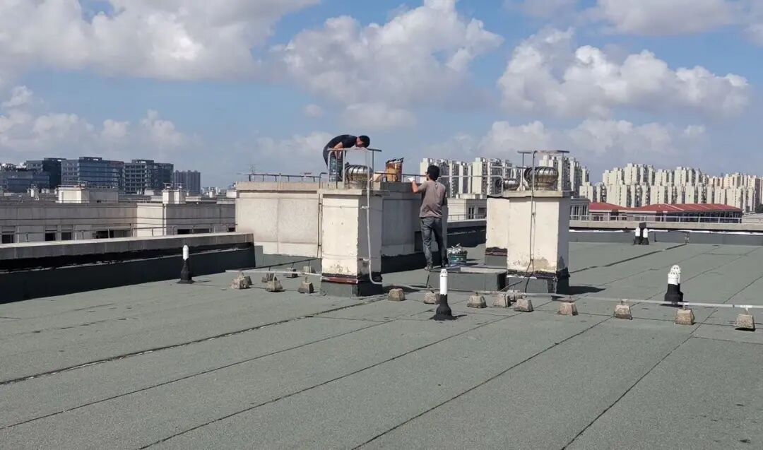 屋面排水坡度2%是什么意思_屋面排水坡度一般是多少_屋面排水坡度