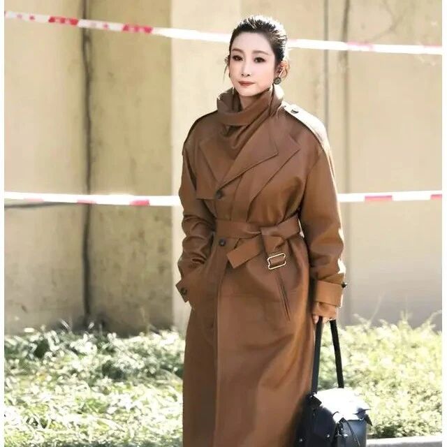 不愧是霸总小说看多了,看秦海璐的冬季穿搭,一套比一套干练气质