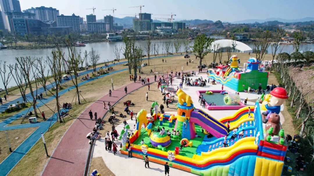 在玉泉湖公园,秀湖公园,枫香湖儿童公园,古道湾公园等城区各个公园内