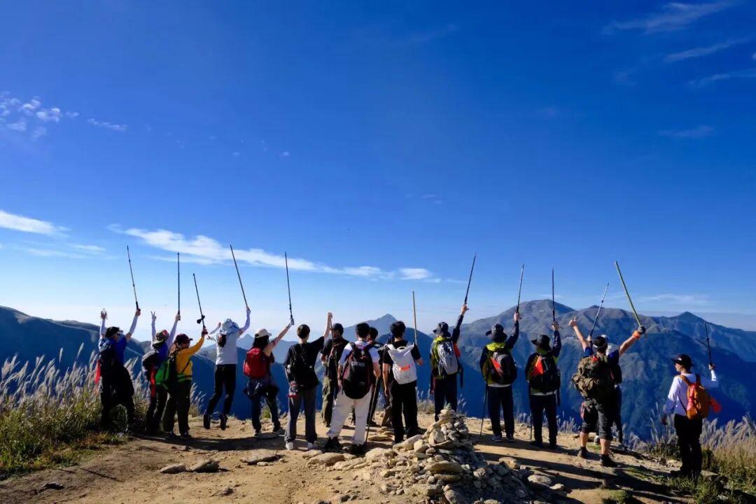 ▲2024年10月，喵子带队的武功山徒步团 图/受访者提供