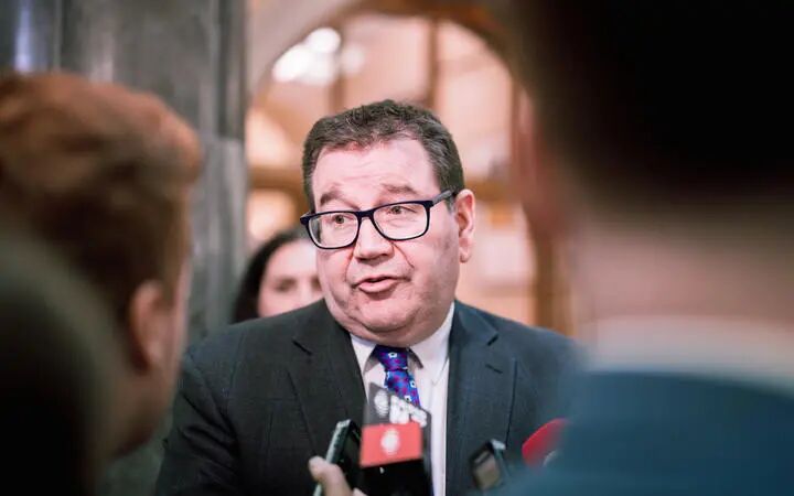 总理终于想起在岸申请人了！EOI重启已在弦上；奥克兰百亿跨海方案又遭舍弃；疑点重重，华人命案审判突然终止 - 12
