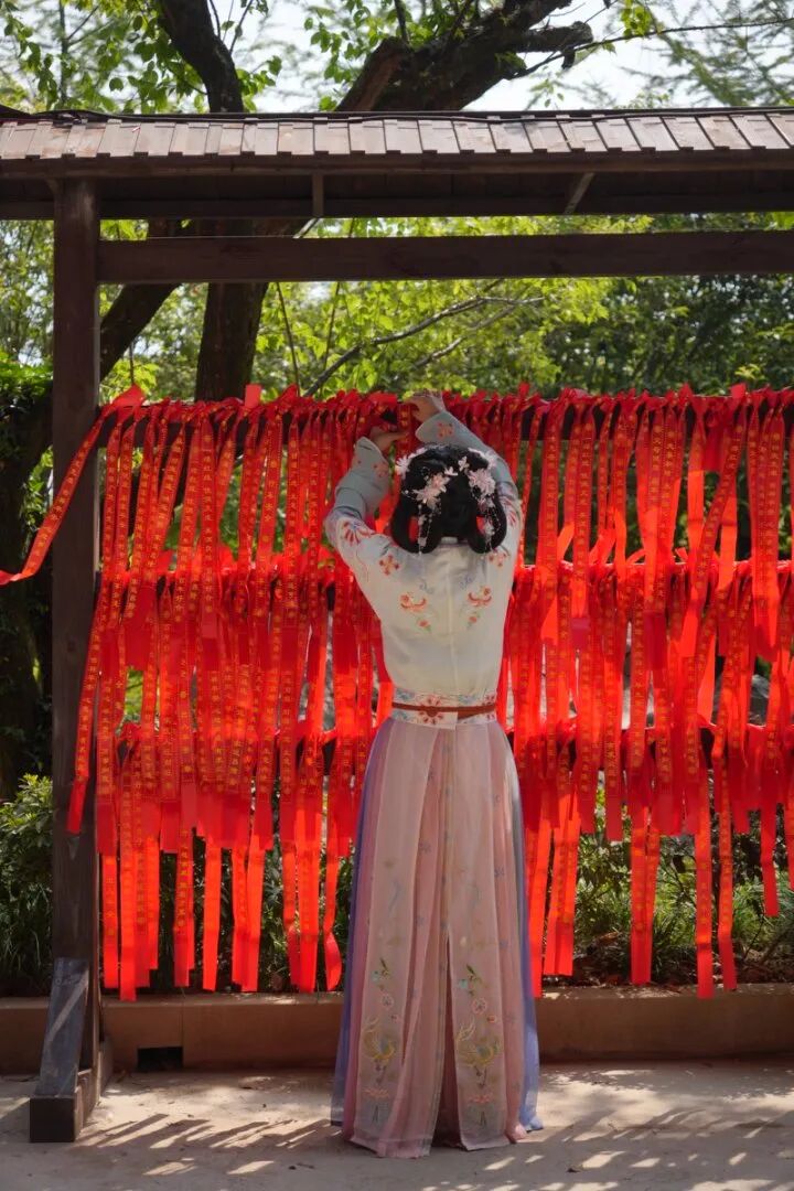 bd7f4e842h933a32428d37ef5ca718ee (1).jpg