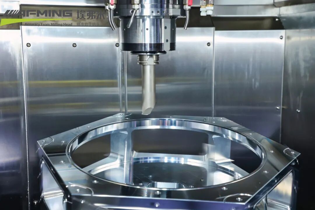 埃弗米携新品亮相 ITES 深圳展， GMU-500 五轴机床首发亮相