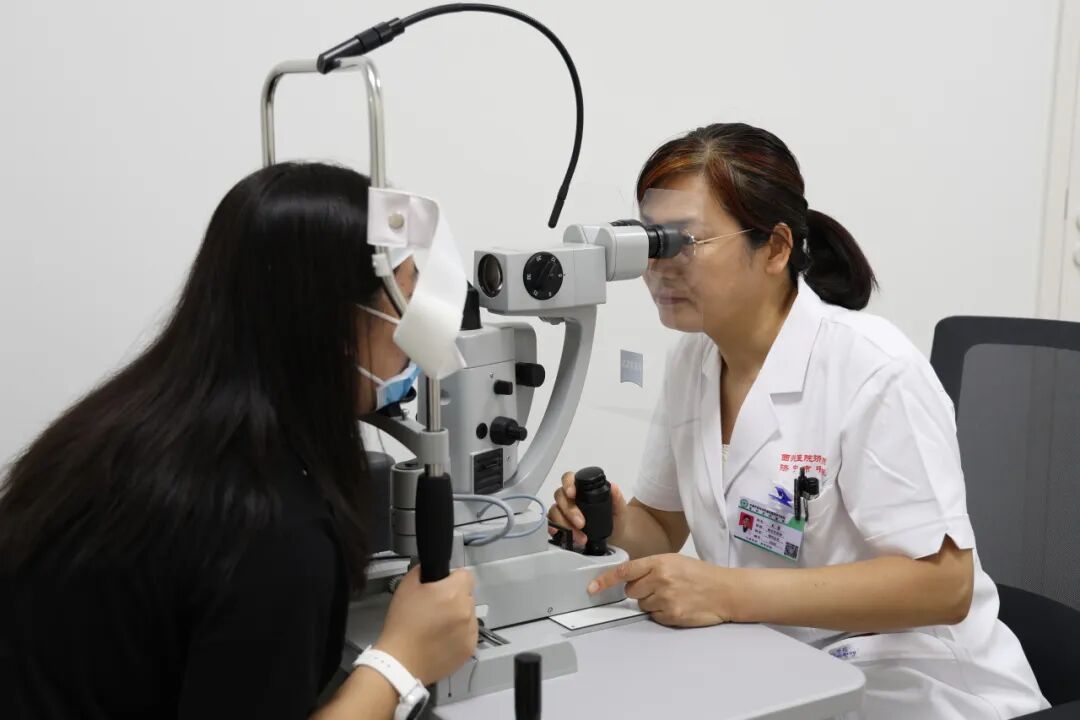眼底激光机有什么牌子眼底检查揪出视网膜隐患，激光手术为高度近视患者筑牢视力防护墙_https://www.jmylbn.com_新闻资讯_第3张