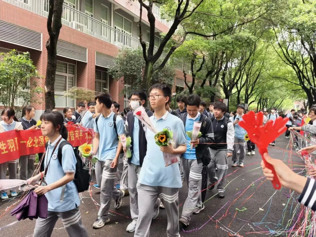 杨浦高级中学高三送考@上海杨浦教育.jpg