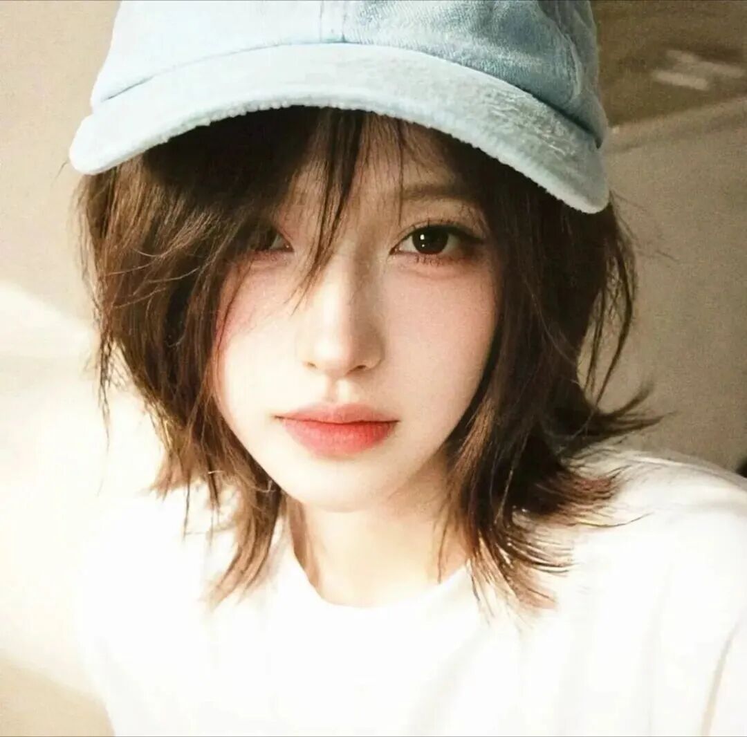 清冷女生头像